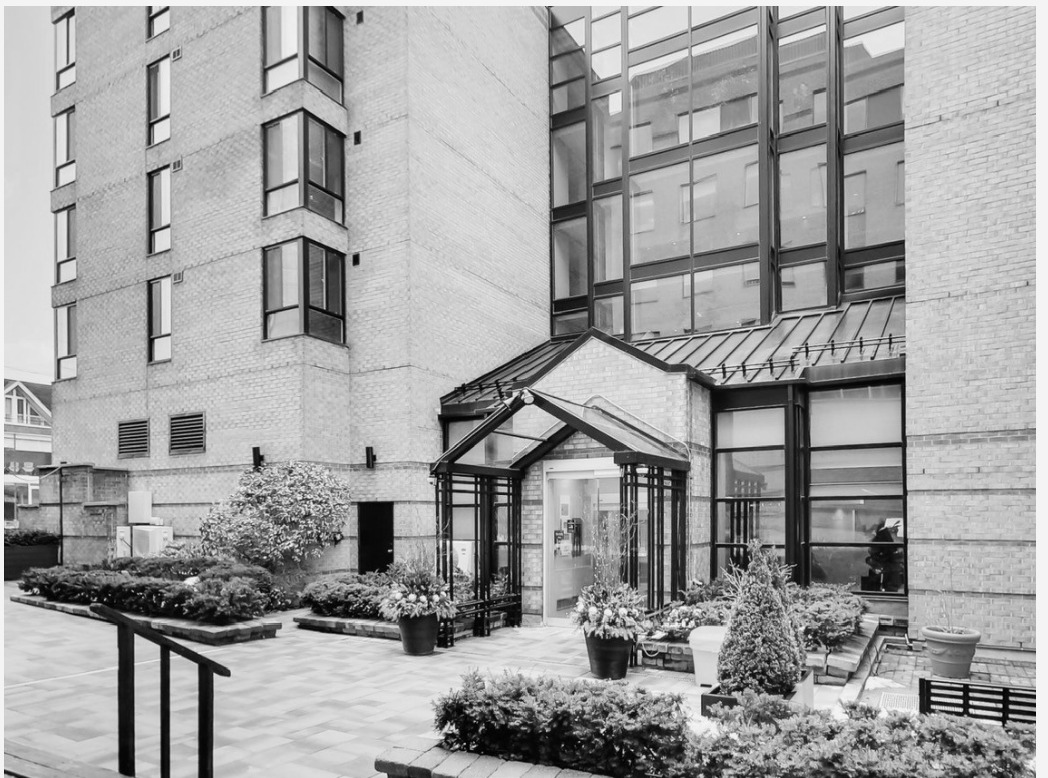Exterior entrance of 225 Davenport Road in Yorkville, Toronto